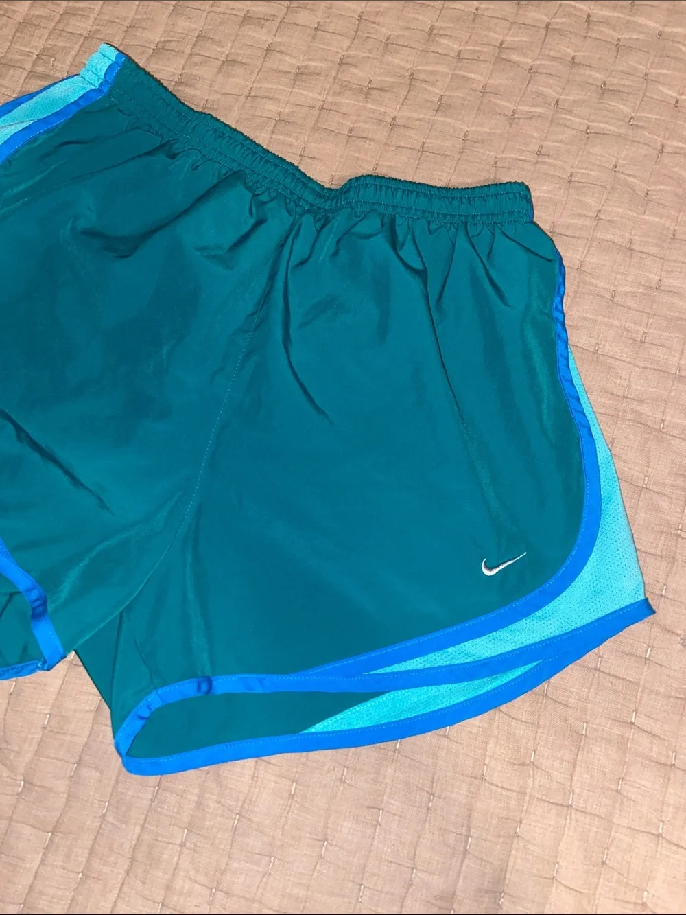 Women's Nike tempo running shorts